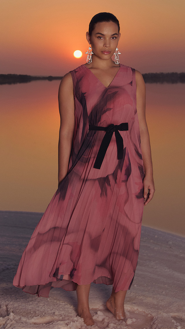 MARINA-RINALDI-HEROV1-MOBILE_640x1138 - Marina Rinaldi
